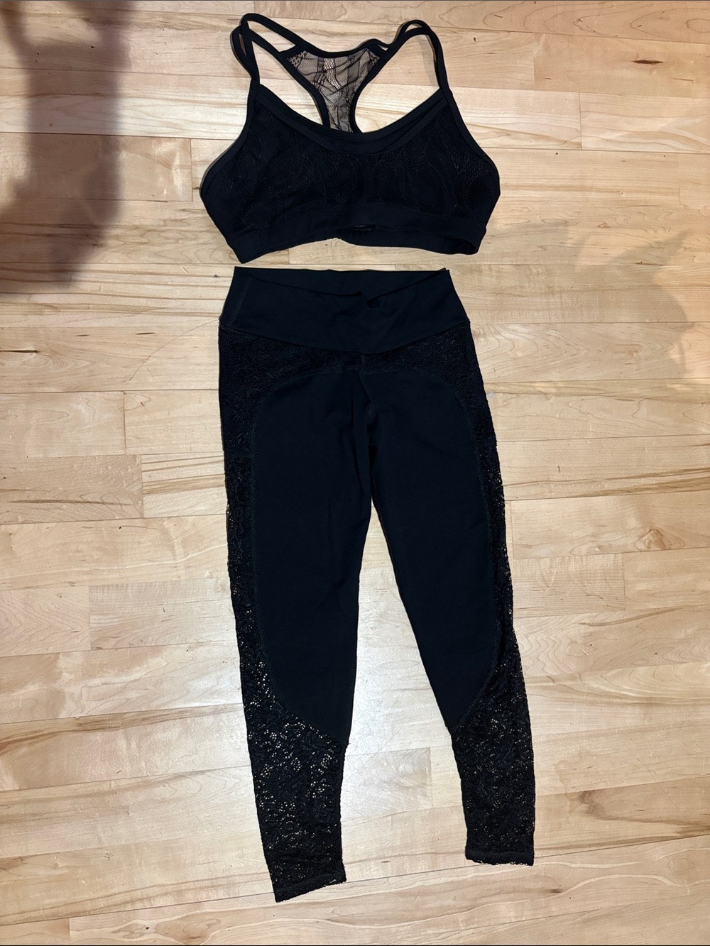 Black Lace-Detail Leggings & Sports Bra Set - Women Pants Brizal brand